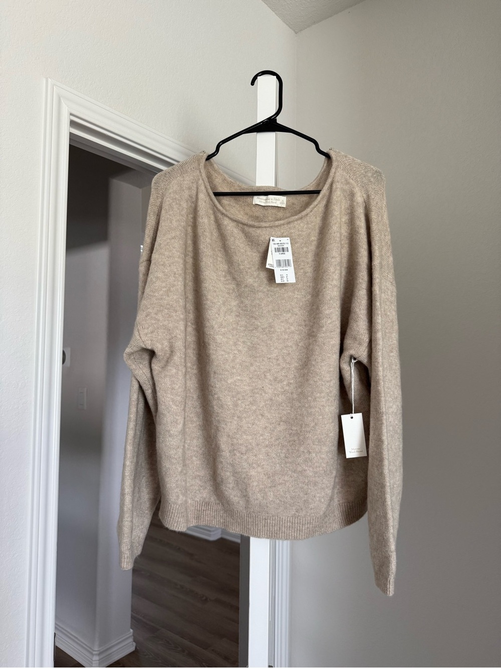 Abercrombie & Fitch Merino Wool-Blend Slash Sweater - XL Light Brown - Picture 9 of 16